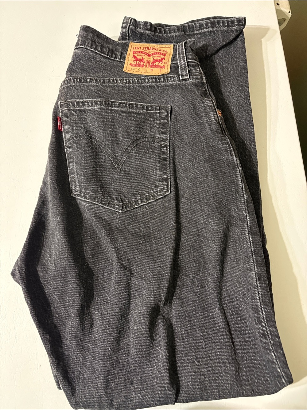 Levi's 501 Women's button fly Black Denim Relaxed Jeans